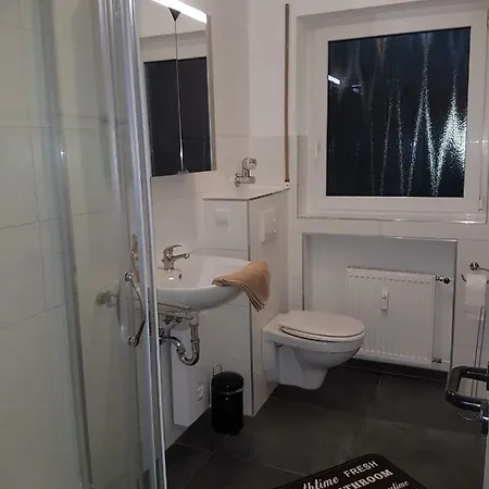 Heister Accomodation *