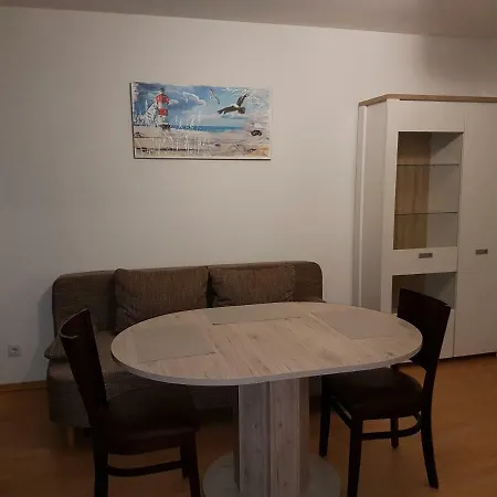 Apartment Heister Accomodation *